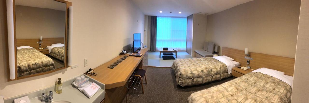 The Gran Resort Elegante Awajishima Dış mekan fotoğraf