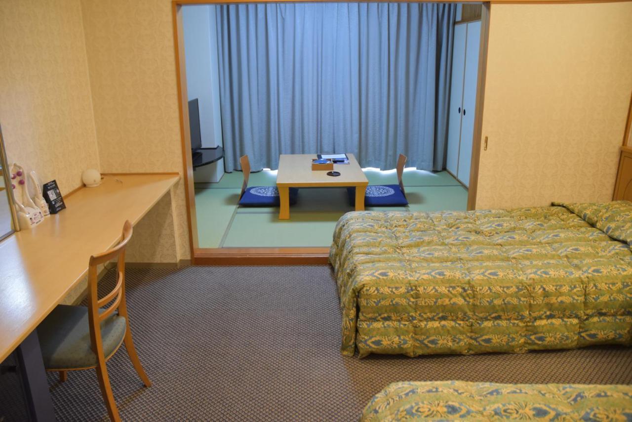 The Gran Resort Elegante Awajishima Dış mekan fotoğraf